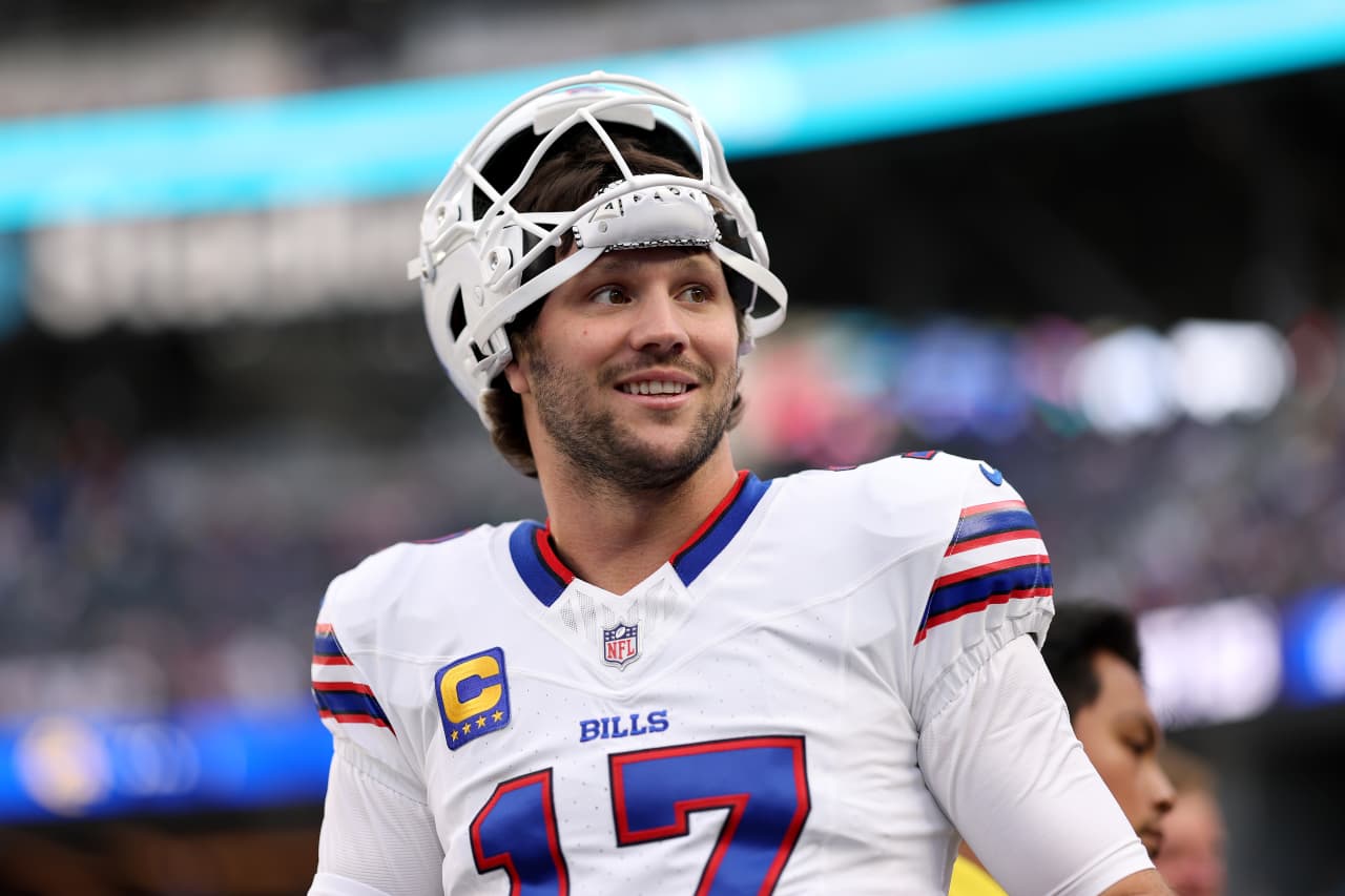 The multi-million dollar real estate portfolio of Buffalo Bills QB Josh Allen and actress Hailee Steinfeld — MarketWatch, Zurich Sports news