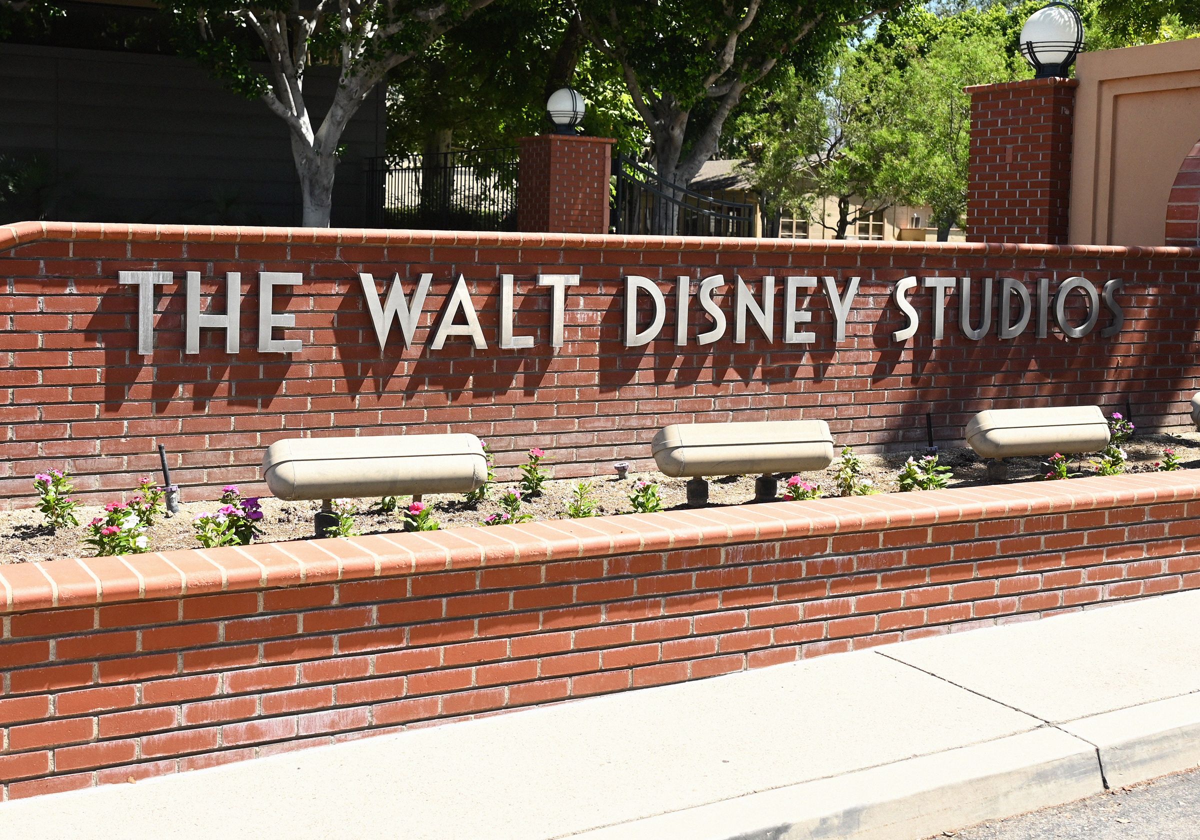 Disney Asked Character.AI to Go Bankrupt for a Get-Out-of-Lawsuits Card — Wired, Zurich Technology news