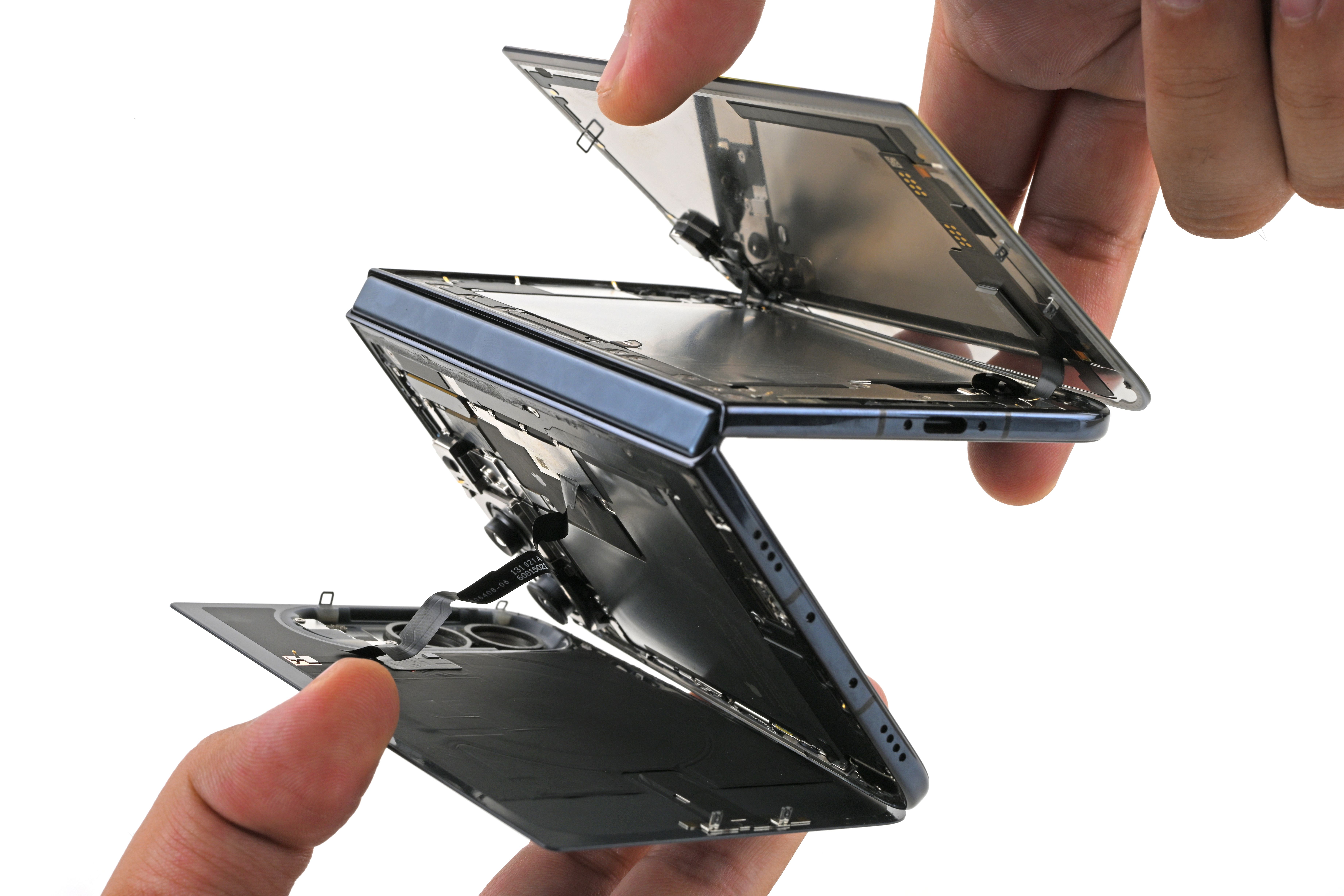 Some iPhone Duo Models Are Breaking. iFixit’s Teardown Might Explain Why — Wired, Zurich Business news