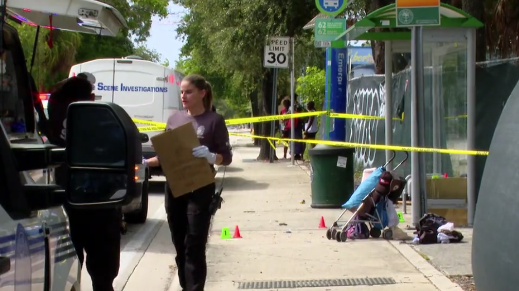 Attacker, victim injured in stabbing at Miami bus stop — WSVN 7 Miami-Dade, Zurich Community news